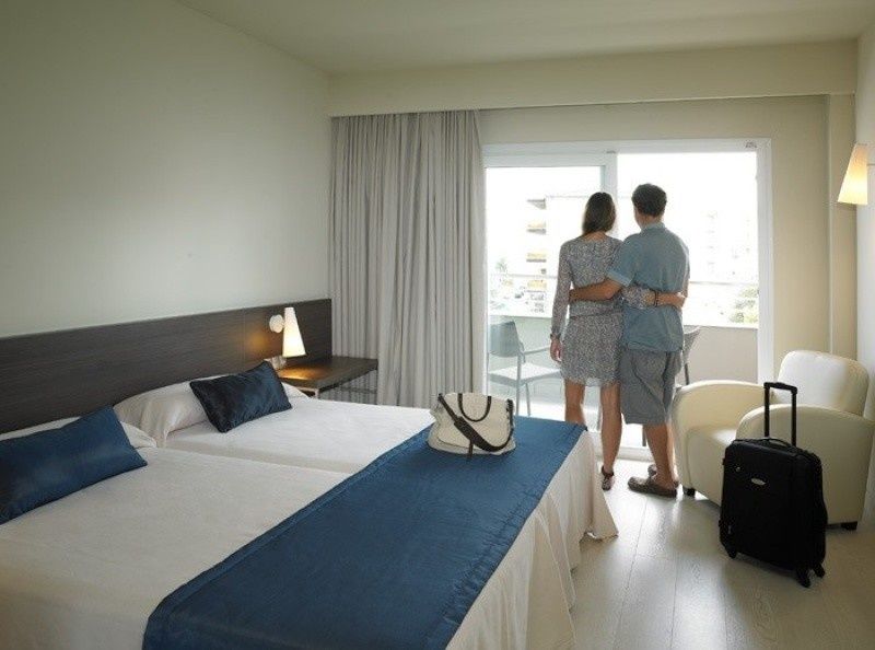 Hotel Spa Mediterraneo Park Roses Eksteriør bilde